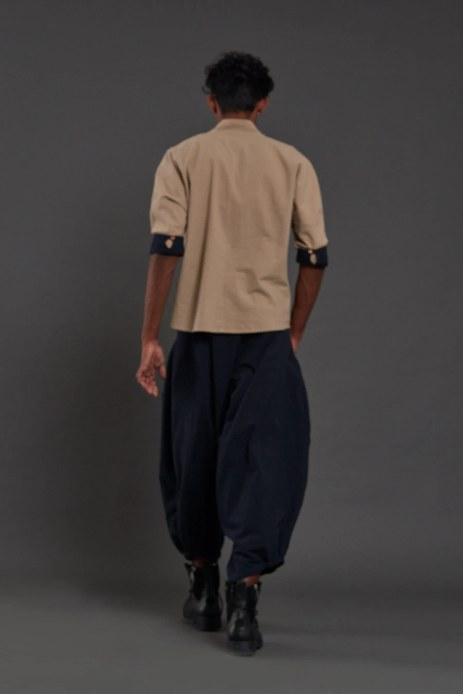 Beige & Navy Blue Overlap Baggy Set