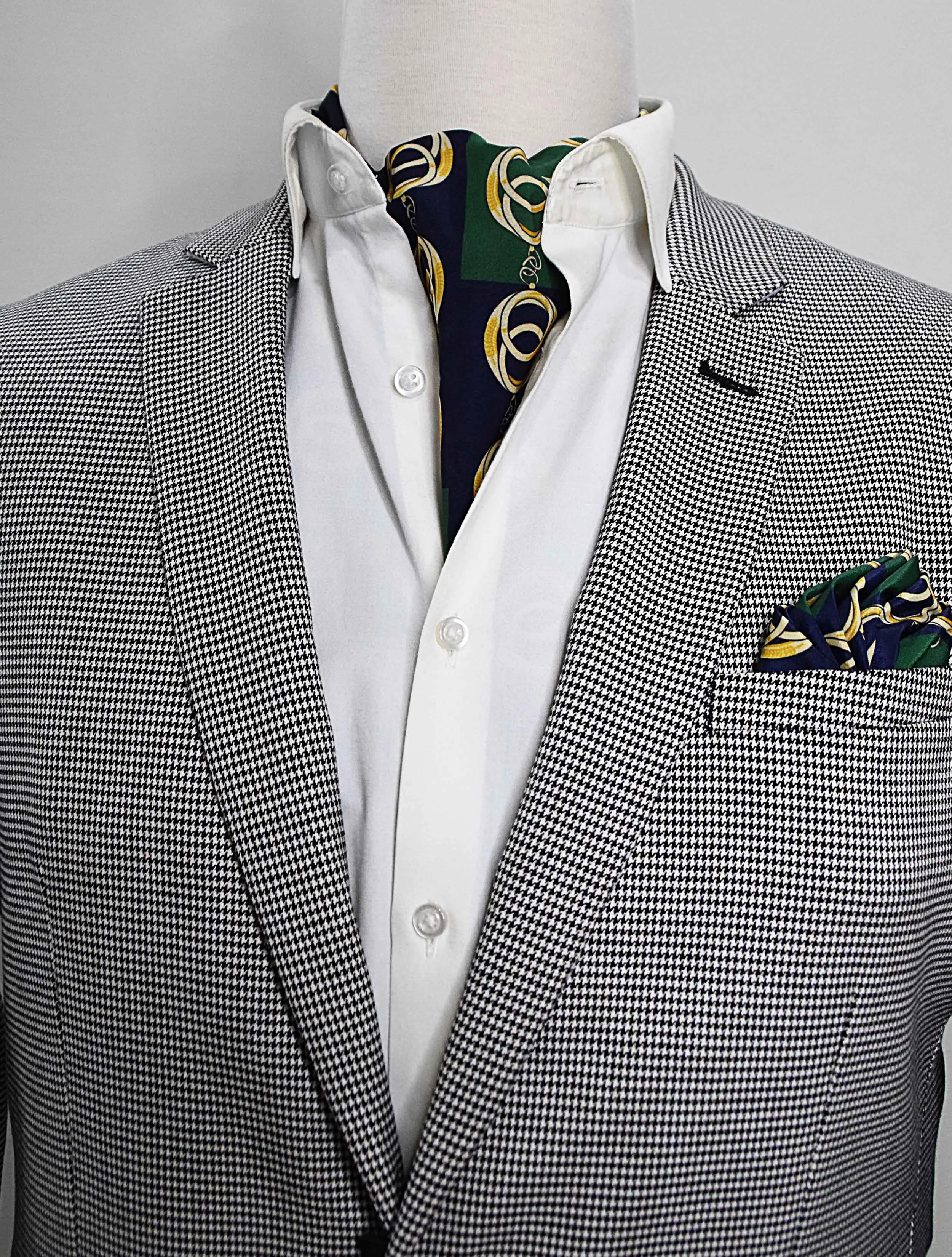 Chain Loop - Silk Ascot & Pocket Square Set