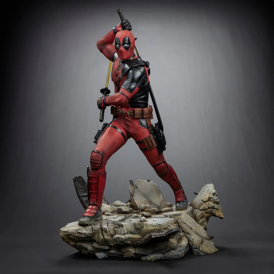 Deadpool - Deadpool & Wolverine Legacy Statue By Iron Studios