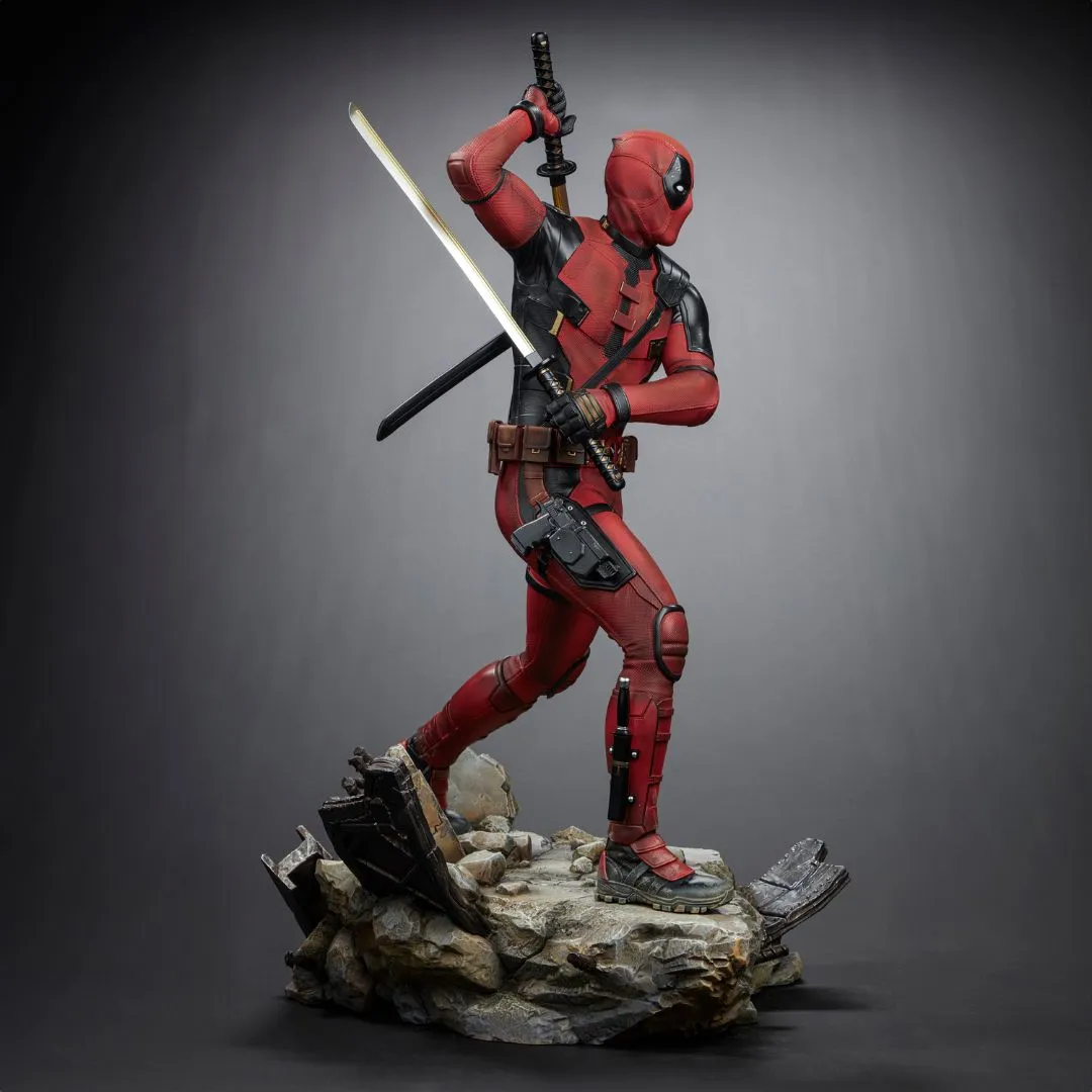 Deadpool - Deadpool & Wolverine Legacy Statue By Iron Studios