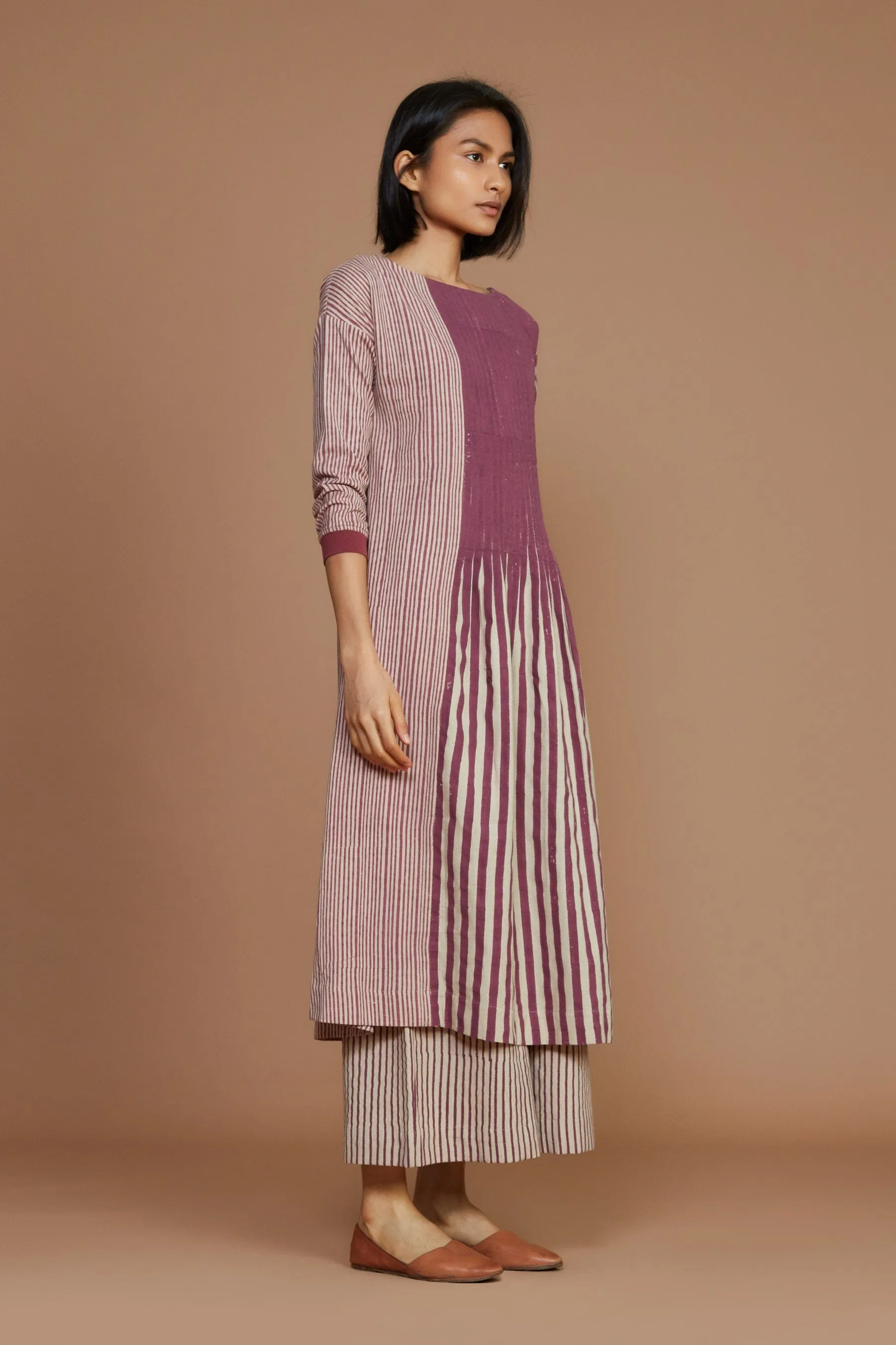 Ivory With Mauve Striped Pleated Co-Ord Set