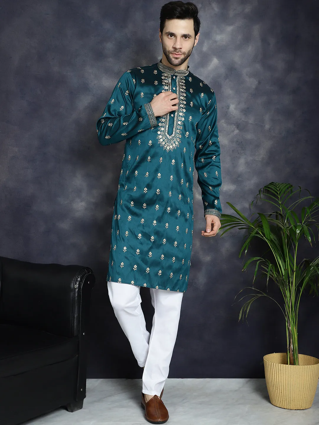 Men'S Peacock Blue Chikankari Embroidered Kurta With Pyjama