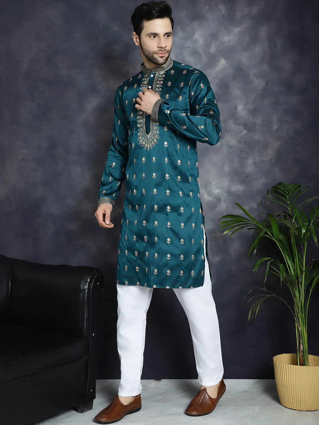 Men'S Peacock Blue Chikankari Embroidered Kurta With Pyjama