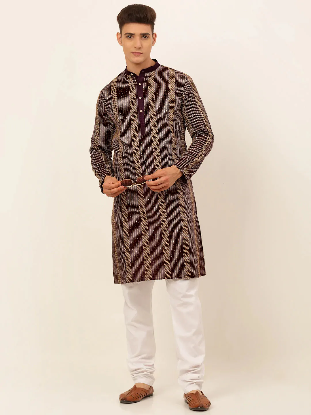 Men'S Purple Embroiderd Kurta Pajama