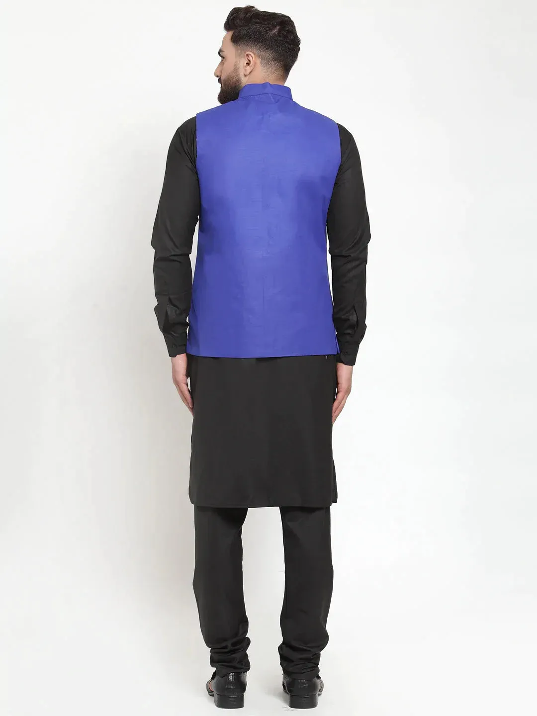 Men'S Solid Kurta Pajama With Solid Waistcoat