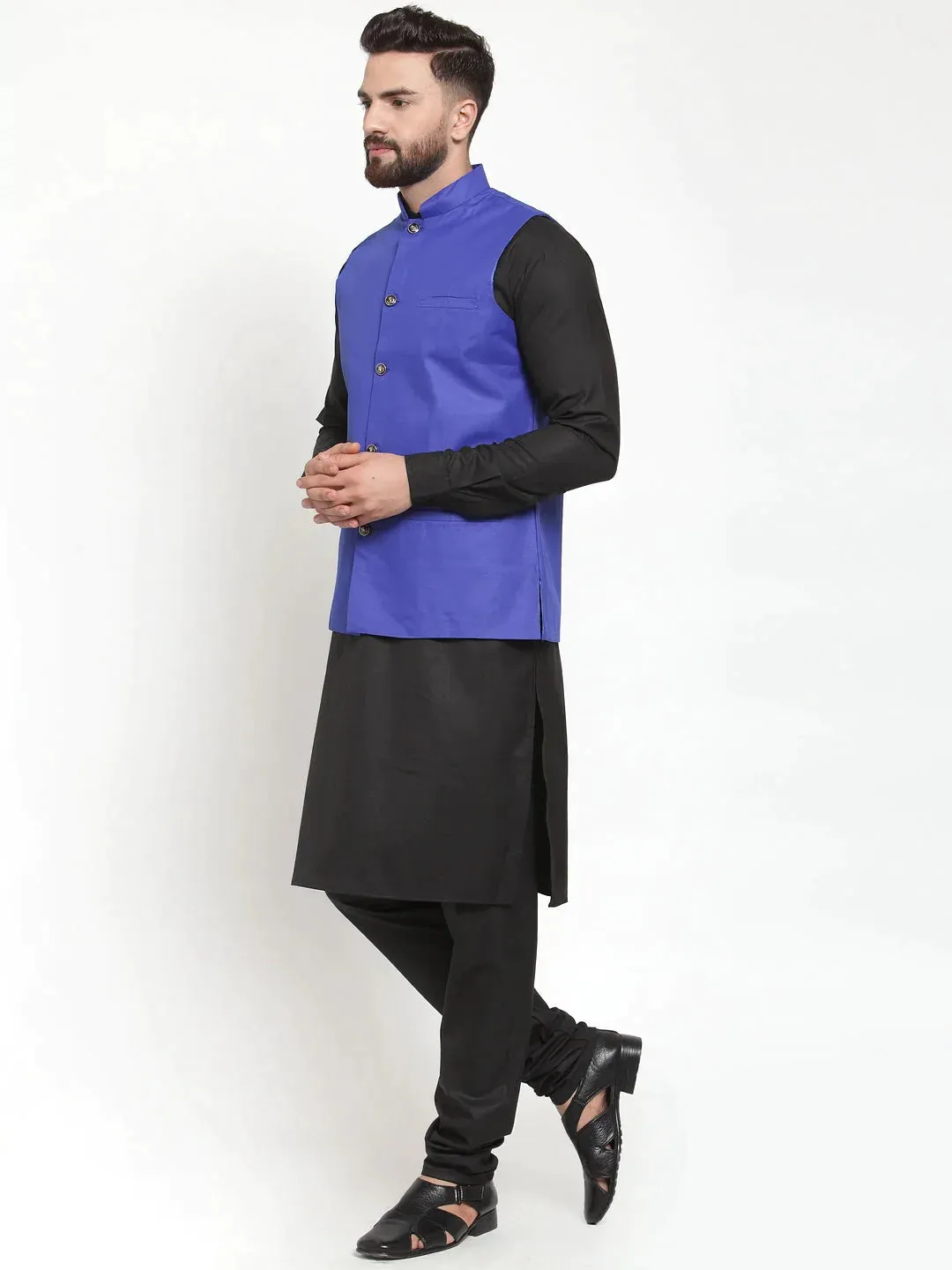 Men'S Solid Kurta Pajama With Solid Waistcoat