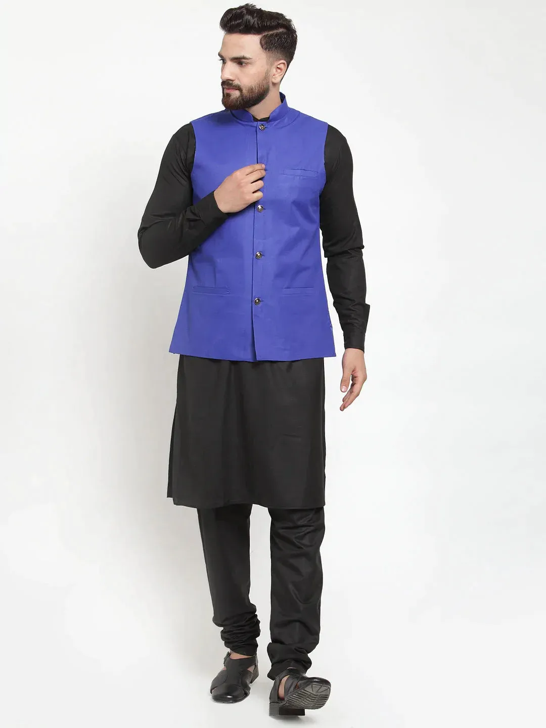 Men'S Solid Kurta Pajama With Solid Waistcoat