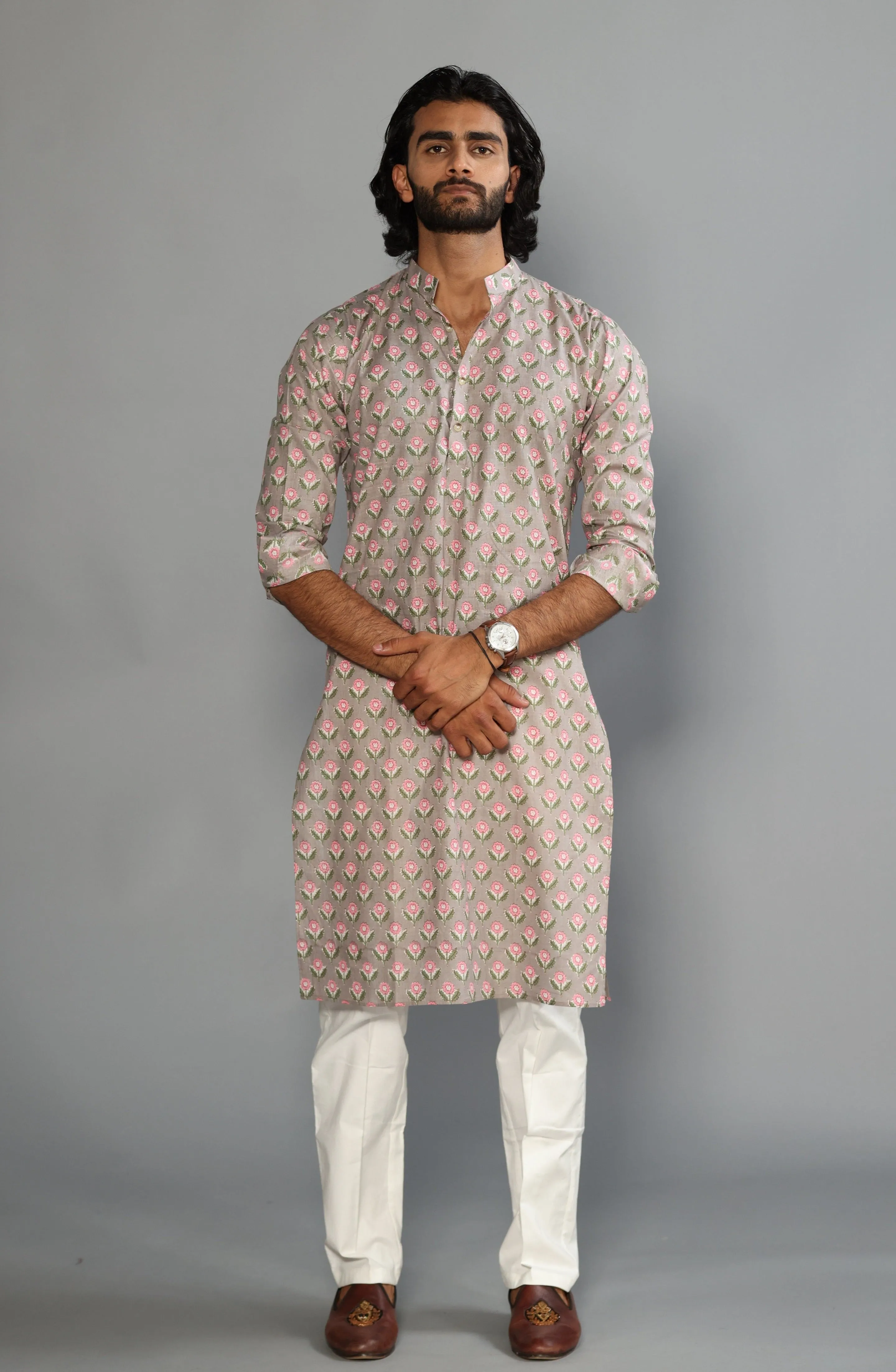 Thunder Grey Sanganeri Booti Print Kurta With White Pyjama