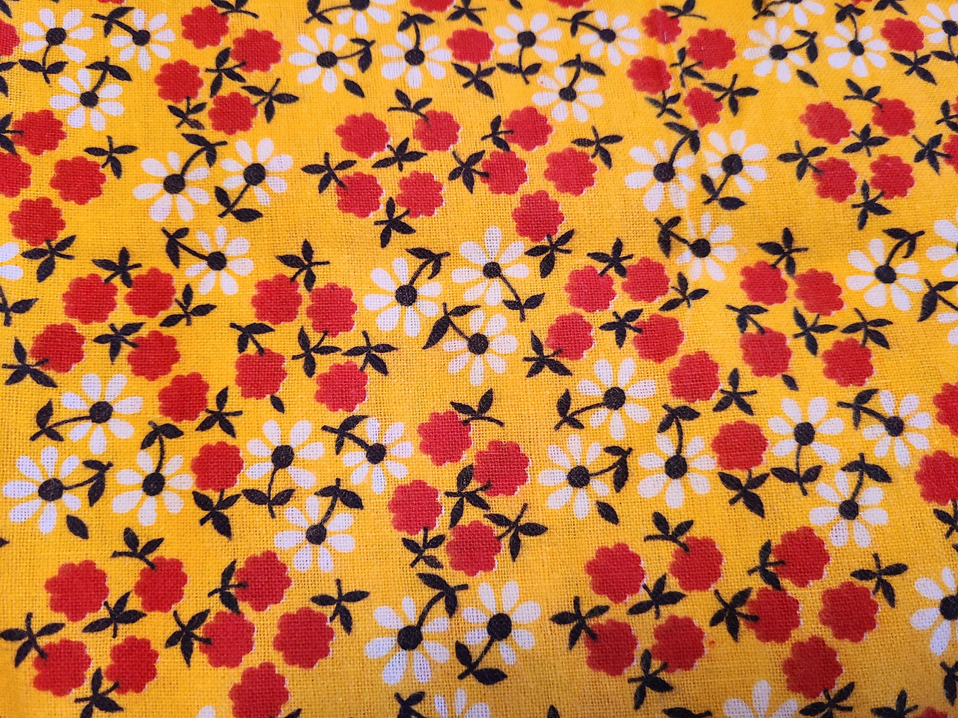 Vintage Fabric - Cotton - Flannel - Red Floral on Yellow - Fabric Remnant - VFL120